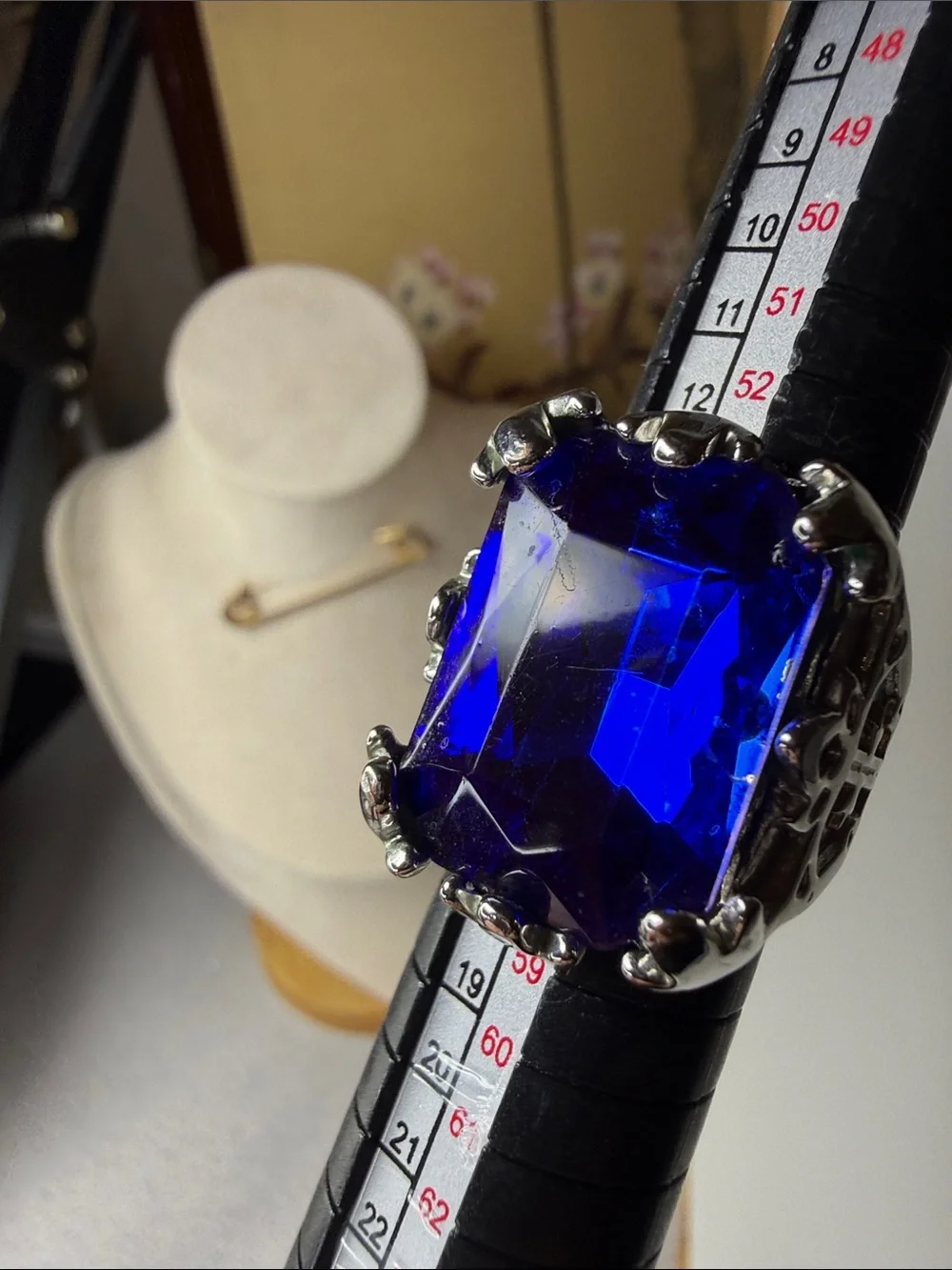 Untested  Ring goth Deep Blue Emerald-Cut  glass Stone statement Vice Ciel anime